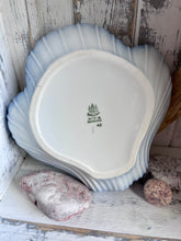 Load image into Gallery viewer, Bing &amp; Grondahl Seagull Seashell Dish

