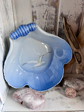 Load image into Gallery viewer, Bing &amp; Grondahl Seagull Seashell Dish
