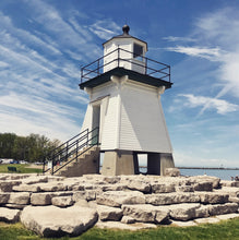 Load image into Gallery viewer, Port Clinton, OH Lighthouse notecards
